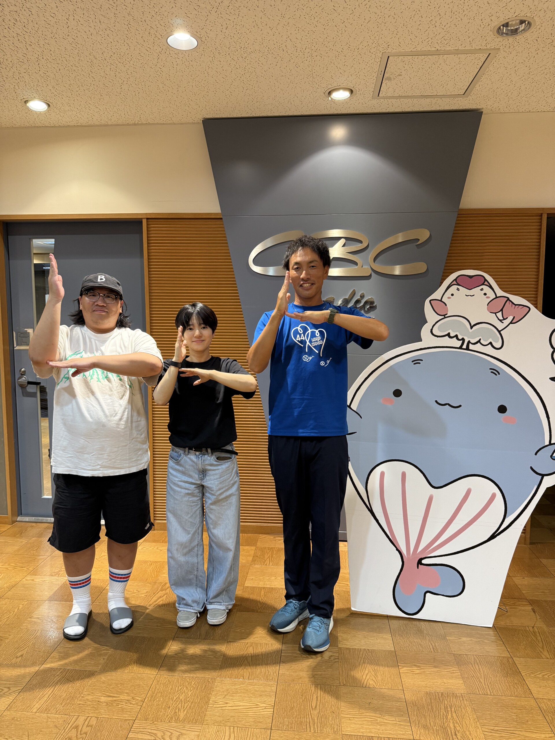しろくじちゃんとアホロートルが寝る前にほめるラジオ」に林ひろあき